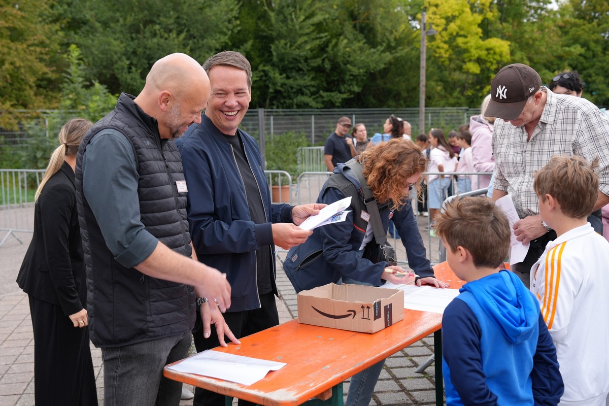 Helfen macht Freude – Foto 2